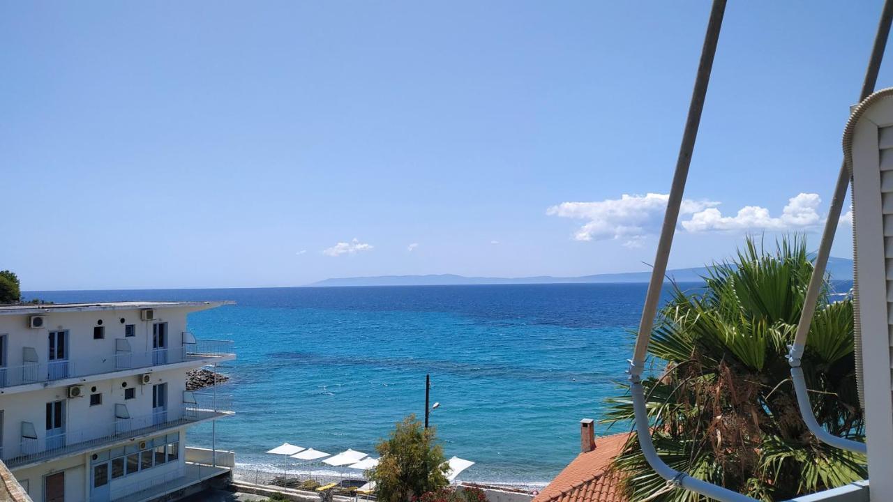 Poulea Rooms Kalamata Extérieur photo