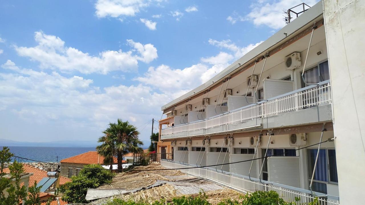 Poulea Rooms Kalamata Extérieur photo