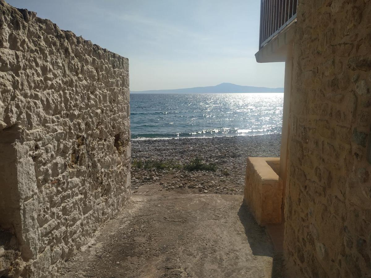 Poulea Rooms Kalamata Extérieur photo