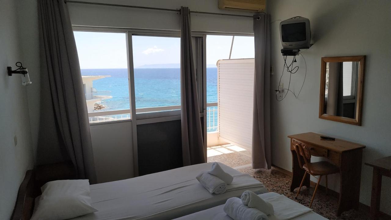 Poulea Rooms Kalamata Extérieur photo